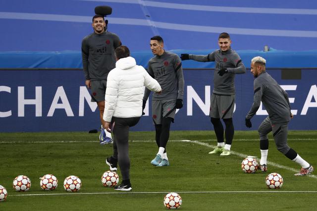 范弗里特38分火箭险胜雷霆 骑士终结绿军7连胜